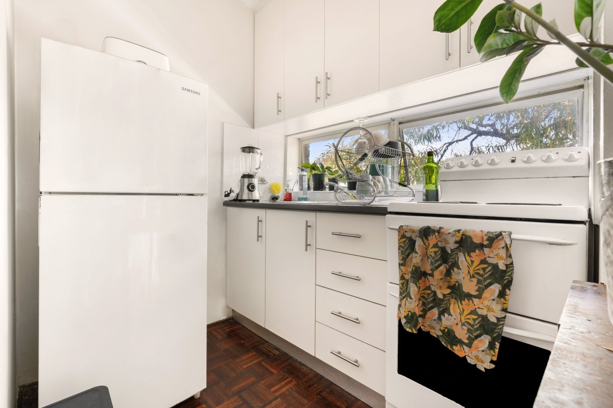 Top Floor With Views Towards Parramatta River